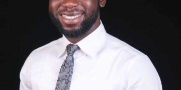 Inauguration- Hon Gyang Dung Gyang congratulates Bar Caleb Mutfwang
