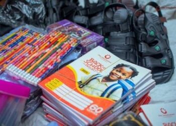 A Brighter Tomorrow: Oke Umurhohwo Foundation Empowers 500 Ughelli Pupils Through Back-to-School Drive