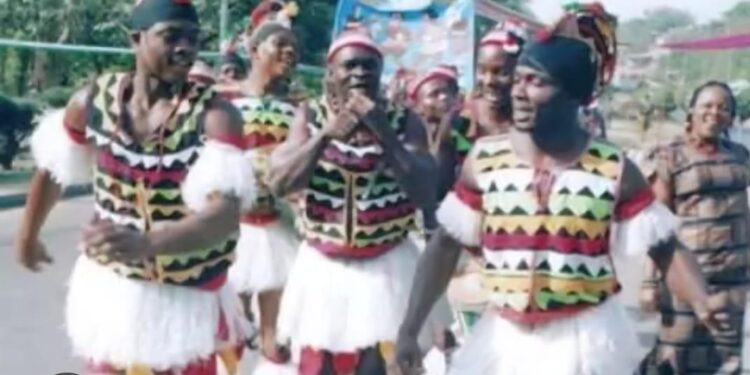 Culture takes centre stage as Uvuru, Mbaise dazzle at coronation of Eze Oha III