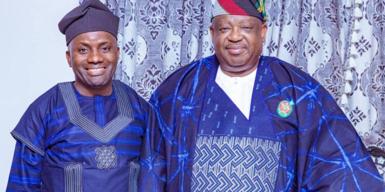 Ex NANS acting President Prince Miaphen welcomes Gov Mutfwang to APC .