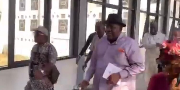 Dickson formally Defects from PDP to Newly Registered NDC on Senate floor