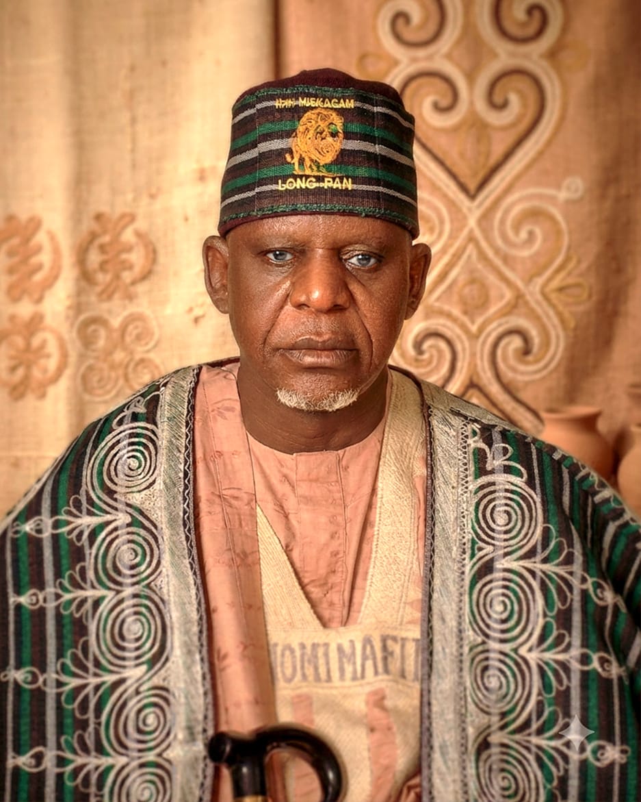 Nigeria’s Ambassador to South Korea, Prof. Daduut, congratulates new Long Pan